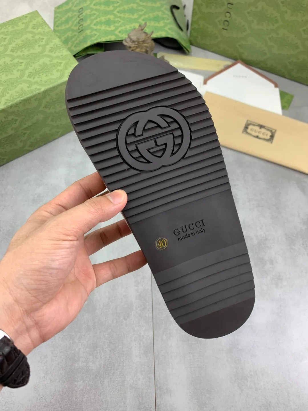 Men's Men's Shoes💰P440💰[New Style] High Version 🎁🎁🎁 GUCCI New Year of the Snake casual slippers, original official website, perfect workmanship, transmitting a kind of noble luxury, sublimating its definition of luxury in Gucci's high-end extraordinary craftsmanship. Original Gucci double G combination outsole, code number: 35-45, complete package